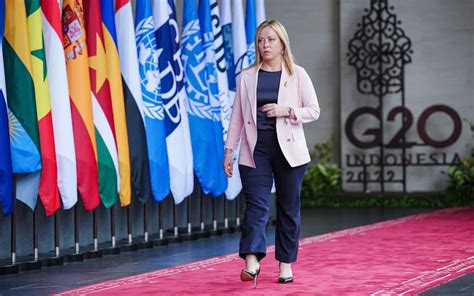 meloni abiti|Moda, tutti i look di Giorgia Meloni al G20 di Bali.